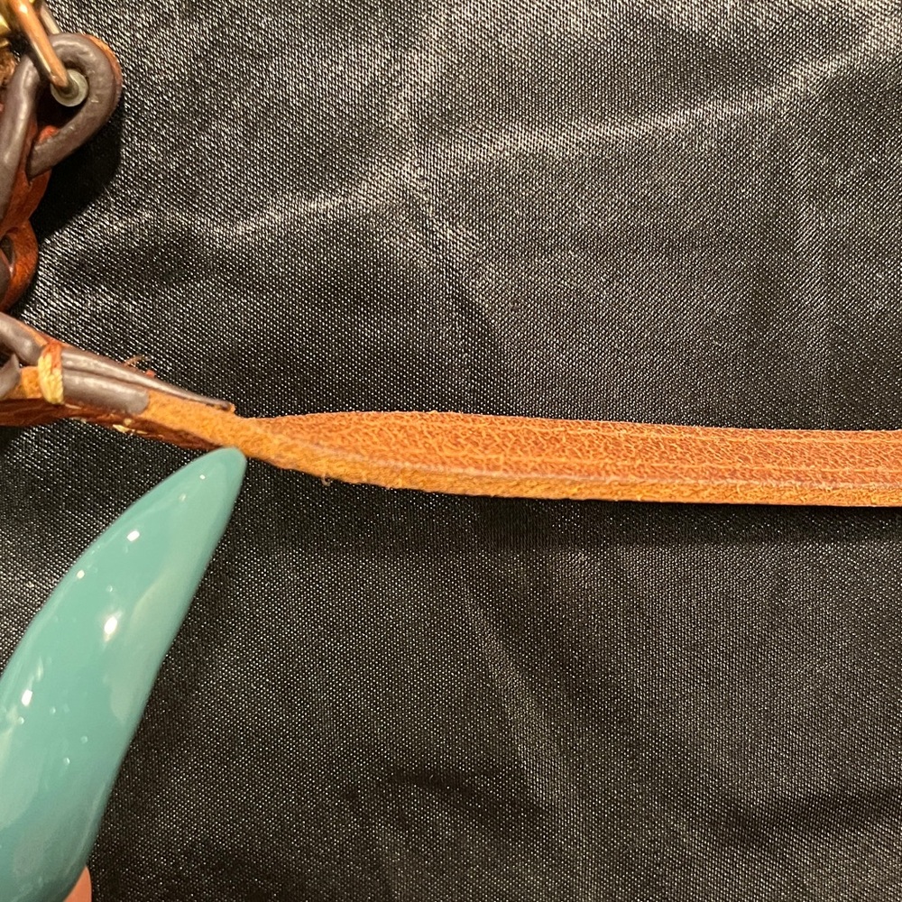 Dooney & Bourke Citrus lime Peyton Crossbody Bag - Picture 8 of 14